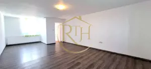 Oferim spre inchiriere, Apartament spatios, 4 camere, pentru locuit sau Firme - imagine 9