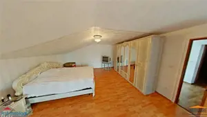 Casa mare si frumoasa cu 5 camere in Gradiste - imagine 11