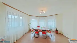 Casa mare si frumoasa cu 5 camere in Gradiste - imagine 9