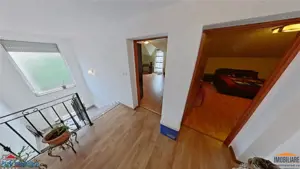 Casa mare si frumoasa cu 5 camere in Gradiste - imagine 17