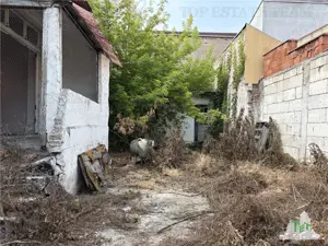 Casa cu farmec istoric, perfecta pentru un proiect de restaurare, zona ICIL, Constanta - imagine 18