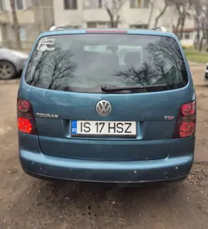 Vând Volkswagen Touran - imagine 10