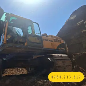 Vand excavator pe șine Volvo EC460 din 2004 - imagine 2