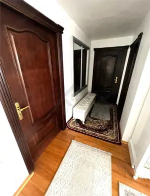 Apartament 2 camere , centrala proprie , zona Lunei - imagine 9 Apartament 2 camere , centrala proprie , zona Lunei - imagine 9