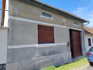 Casa de vanzare in localitatea Var, comuna Obreja, jud. Caras Severin - imagine 2