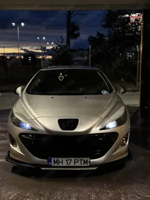 Vând Peugeot CC 2.0HDI