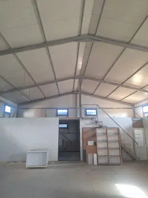 Închiriez hală 250 mp, str. Cicero, pretabilă service auto, etc , la strada principala - imagine 4