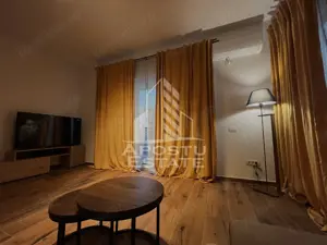 Apartament cu doua camere ,modern,centrala proprie si curte ,in Giroc - imagine 4