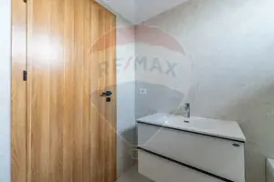 Apartament cu terasă și 2 parcări - Complex nou central - imagine 14