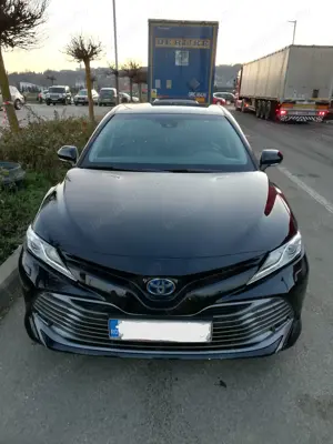 Vând Toyota Camry Exclusive 2020 - imagine 6
