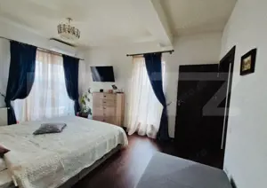 Apartament elegant, de vanzare, cu 4 camere, zona Unirii