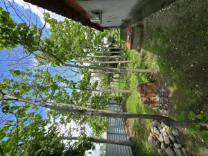 Casa Smardioasa cu Garaj si Curte - Centrul comunei (in Teleorman) - imagine 4