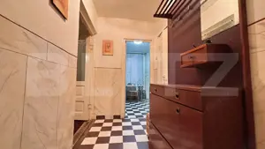 Apartament de vanzare,  decomandat cu 3 camere, zona Dacia