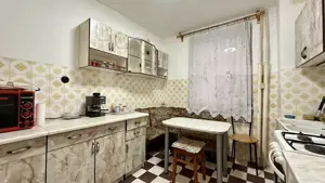 Apartament de vanzare,  decomandat cu 3 camere, zona Dacia - imagine 4