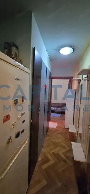 Apartament 3 camere/ Etaj 2 /Locatie excelenta- ideal  locuinta sau investitie - imagine 3