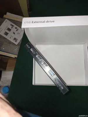 Vând DVD portabil unit.externă, pt leptop,calculator. 150lei.Neg. - imagine 2