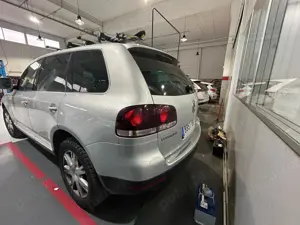 Volkswagen Touareg 3.0 2010 - imagine 6