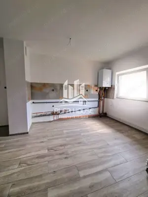 Apartament 3 camere decomandat ,zona centrală !  - imagine 9 Apartament 3 camere decomandat ,zona centrală !  - imagine 9