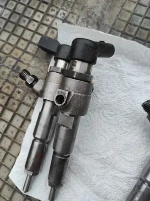 injectoare ford 1,4 tdi - imagine 3