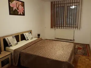 Dau in chirie apartament 3 camere zona spital judetean-piata Somes Satu Mare - imagine 2