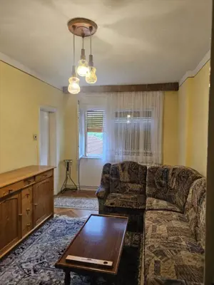 CASA 5 CAMERE ZONA GARII