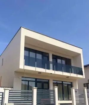 VILA MODERNA DE VANZARE IN ORADEA