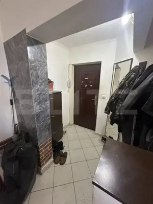 Apartament cu 3 camere,  84 mp, zona Micro 16 - imagine 8