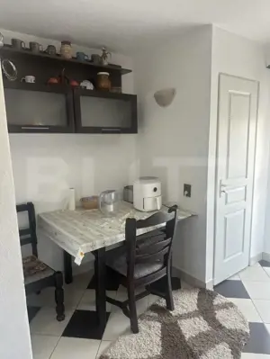 Apartament cu 2 camere, 64 mp, zona Micro 17 - imagine 2