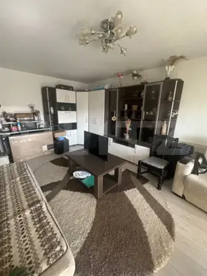 Apartament cu 2 camere, 64 mp, zona Micro 17 - imagine 3