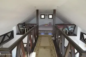 Topoloveni - Conacul Ion Mihalache, Domeniu pe 5 Hectare - imagine 10 Topoloveni - Conacul Ion Mihalache, Domeniu pe 5 Hectare - imagine 10