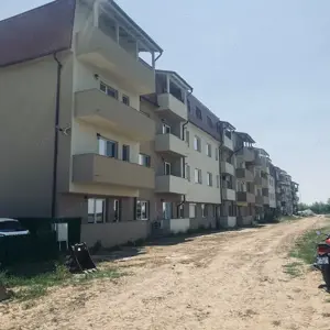 Vand 2 camere decomandat Giroc!