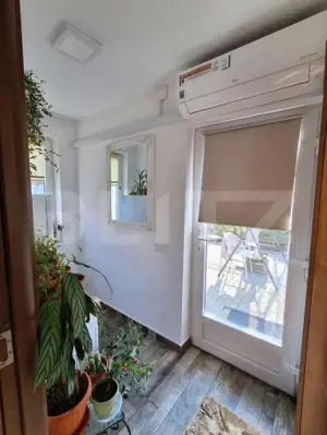 Casa cocheta in inima orasului .  - imagine 11