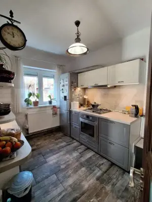 Casa cocheta in inima orasului .  - imagine 2