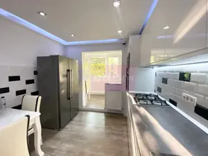 Apartament 4 cam. Sos Oltenitei - 10 min. METROU Aparatori renovat LUX - imagine 3