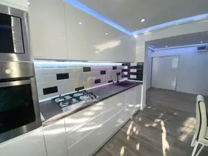 Apartament 4 cam. Sos Oltenitei - 10 min. METROU Aparatori renovat LUX