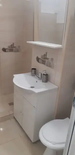 Ofer spre vanzare garsoniera in zona Eroi Revolutiei  - imagine 5