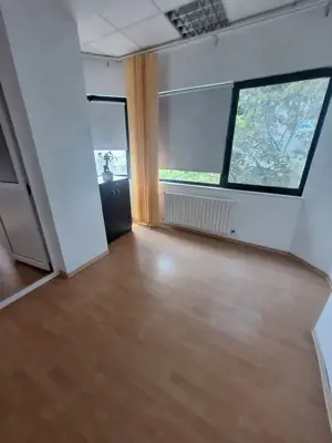 Bd. Mamaia , spatiu 43 mp., cladire exclusiva de birouri