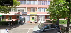 Spatiu Comercial, Calea Bucuresti,zona spitalului Judetean ,stradal,vitrina , 700 euro  luna neg.