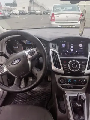 Ford Focus 2013 diesel  - imagine 4 Ford Focus 2013 diesel  - imagine 4