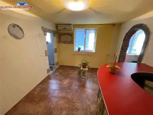 Apartament cu 2 camere de vanzare zona 23 August Tulcea - imagine 2