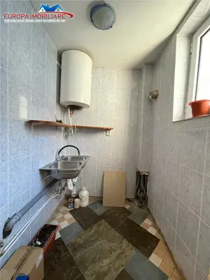 Apartament cu 2 camere de vanzare zona 23 August Tulcea - imagine 5