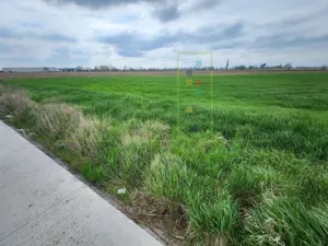 Teren intre SAG si Timisoara, langa depozit Profi