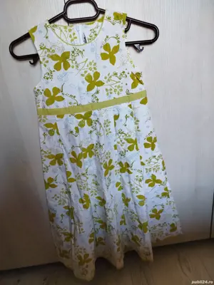 Vând Lot rochițe noi