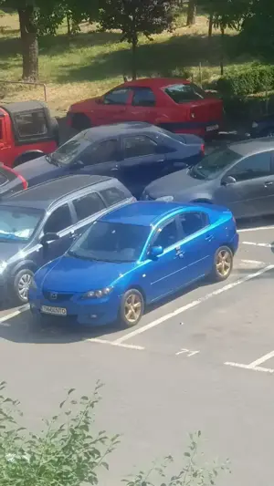 Mazda 3 BK sedan - imagine 2