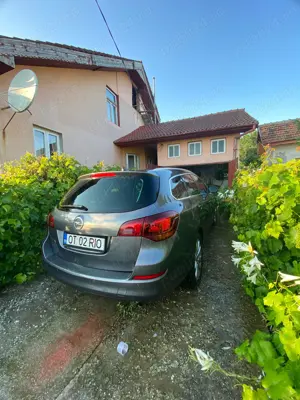 Vand opel astra j sports tourer an 2011 motor 1.7 ecotec - imagine 3 Vand opel astra j sports tourer an 2011 motor 1.7 ecotec - imagine 3