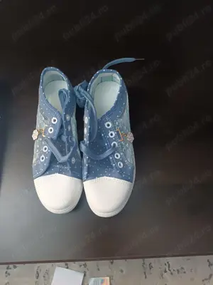 Vand pantofi de pânză casual din dantelă