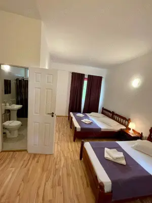 Oportunitate de investitie - Inchiriez vila in Mamaia Nord  - imagine 3