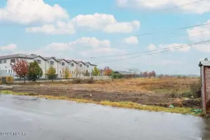 Mihailesti - Country Club, teren intravilan 5976 mp, utilitati! - imagine 2