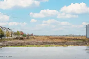 Mihailesti - Country Club, teren intravilan 5976 mp, utilitati!