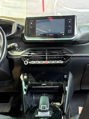 Peugeot 2008  - imagine 14